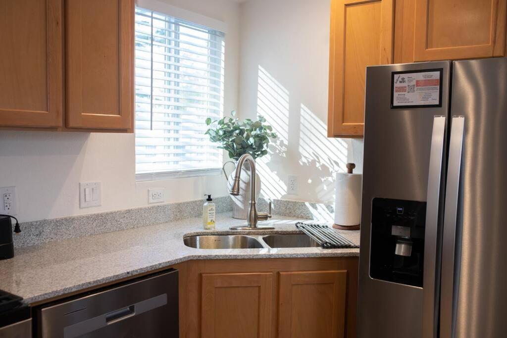 Modern 2-bedroom Eucalyptus House San Luis Obispo