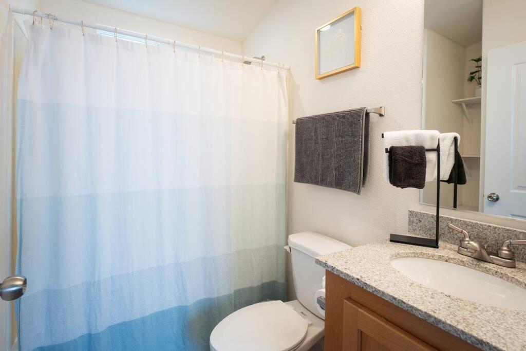 Modern 2-bedroom Eucalyptus House * San Luis Obispo